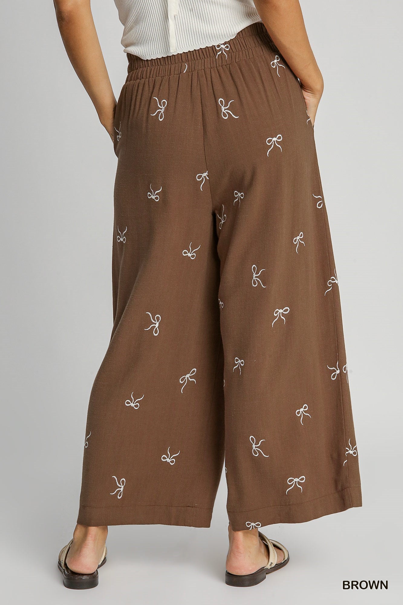 Brown Linen Blend Pants w/ Ecru Embroidered Bows