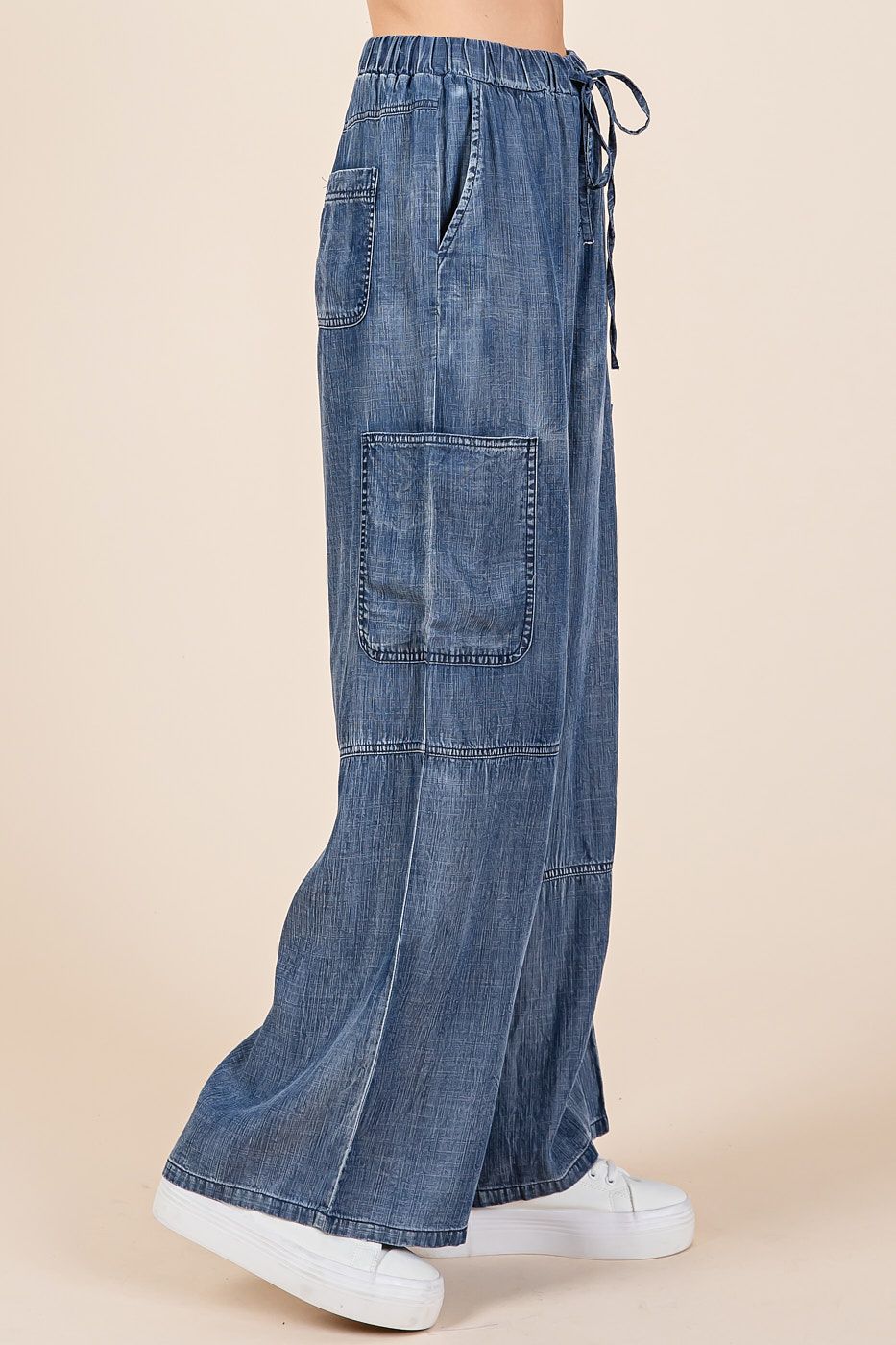 Washed Chambray Elastic Waist Cargo Wide Leg Pants