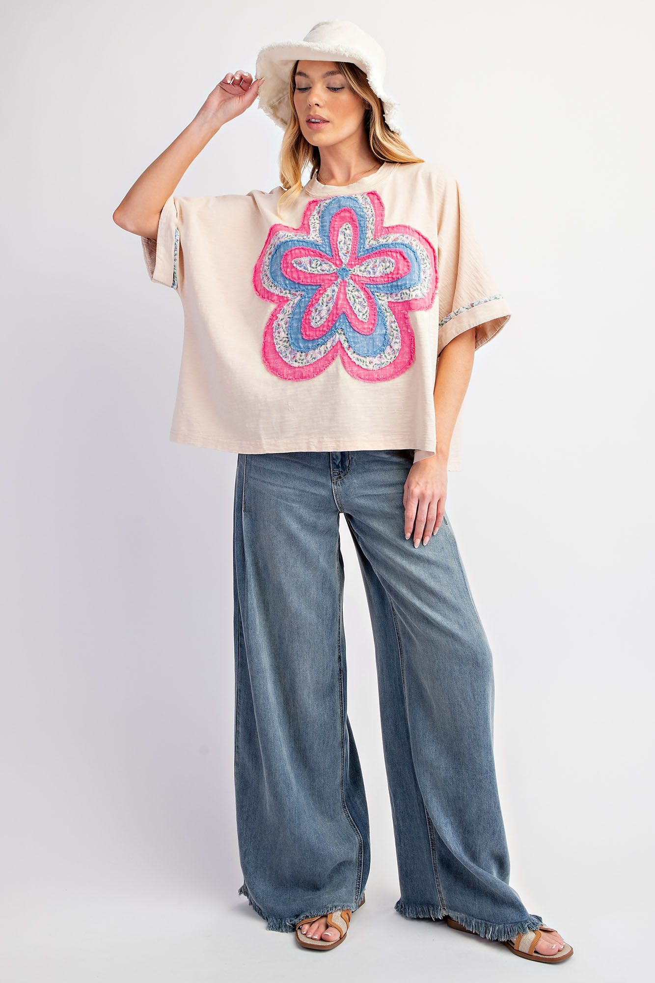 Cream Washed Cotton Top w/ Pink & Blue Flower Patch