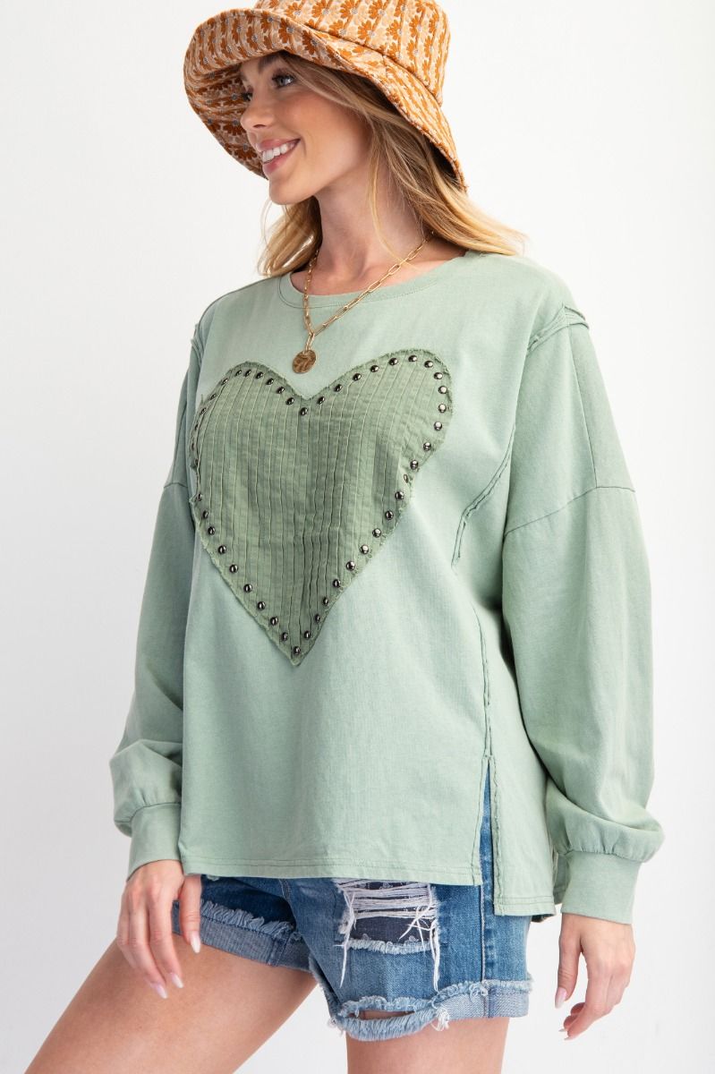 Sage Heart Patch Mineral Washed Pullover