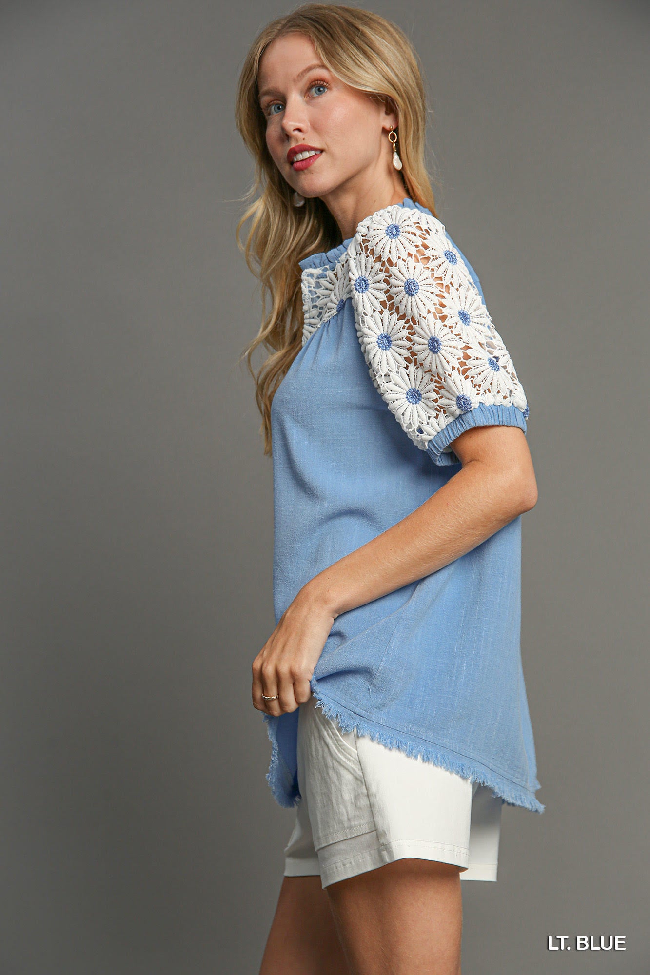 Country Blue Linen Blend Top w/ Embroidered Daisy Sleeves